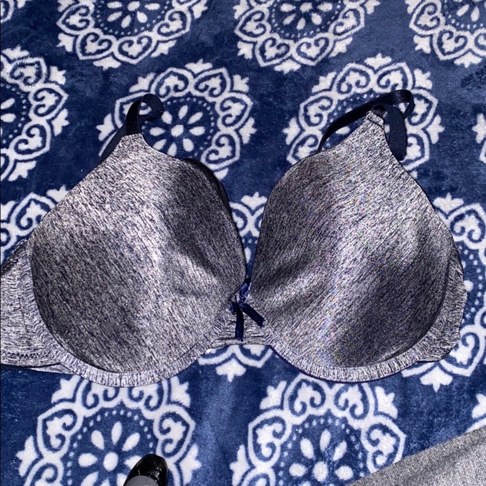 38C Wired Spandex Bra
